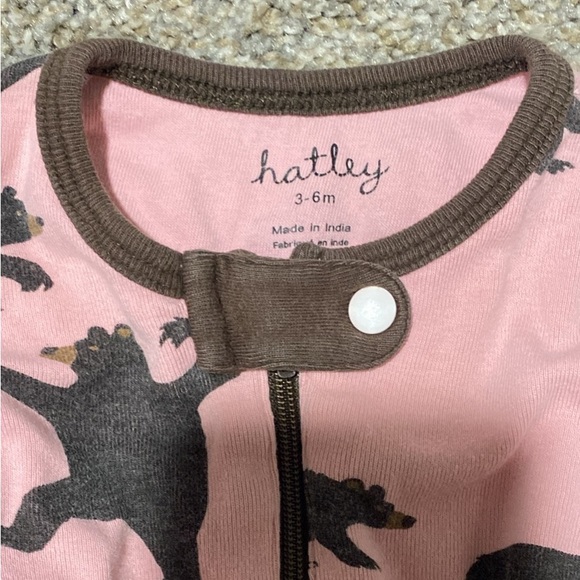 Hatley Baby footed sleeper 3-6 months - Picture 3 of 4